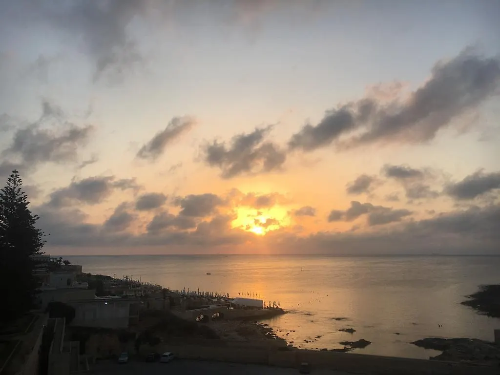 Saint Julian's Sea-Mist Luxury Escape 아파트 0*, Saint Julian's
